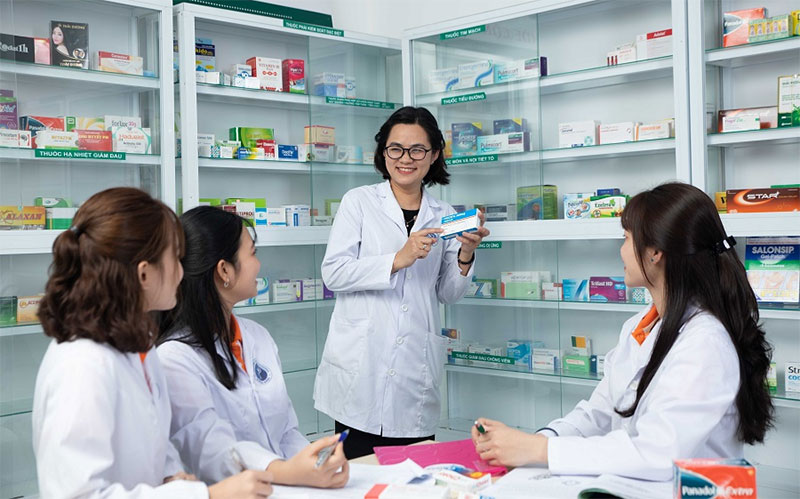 Tuyển sinh lớp đào tạo cập nhật kiến thức chuyên môn về dược
