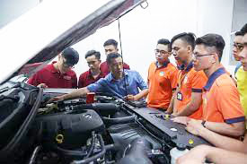 Tuyển sinh chứng chỉ sơ cấp nghề sửa chữa ô tô - Cấp chứng chỉ nghề