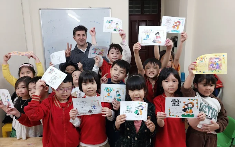 Trung tâm Ngoại ngữ DREAM ENGLISH thông báo Mở lớp tiếng Anh trẻ em